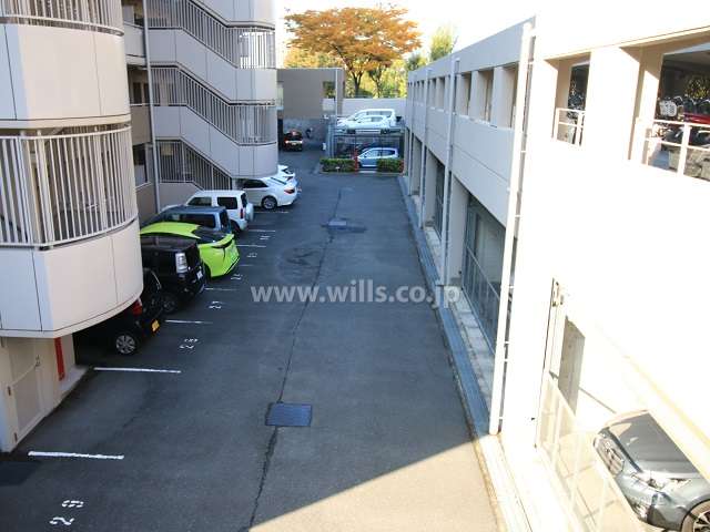 敷地内駐車場（屋外平面式・屋外機械式・屋内機械式）