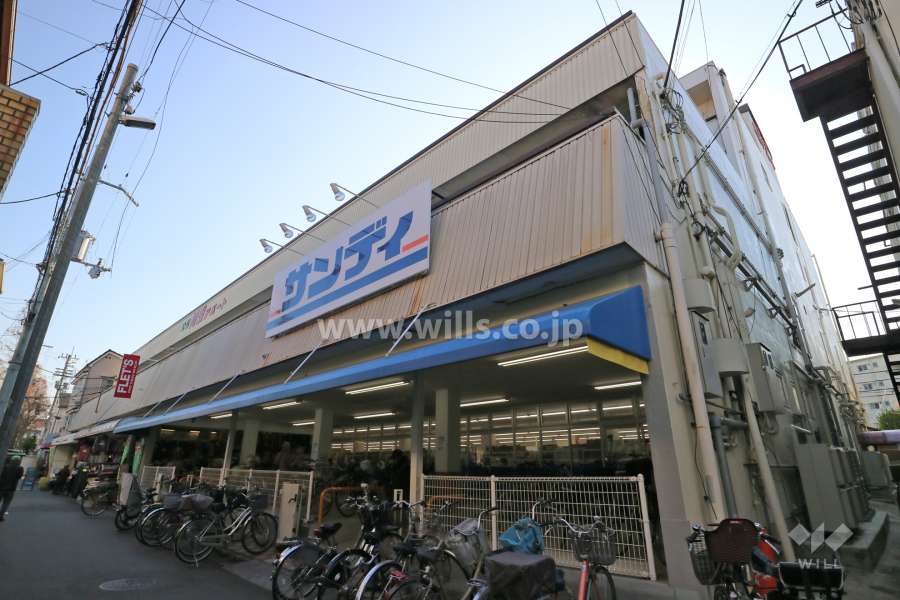 川添デパートマンションの外観（北西側から）