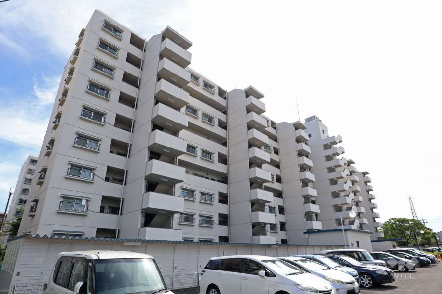 大和サニーハイツ高槻3号棟の外観（北東側から）