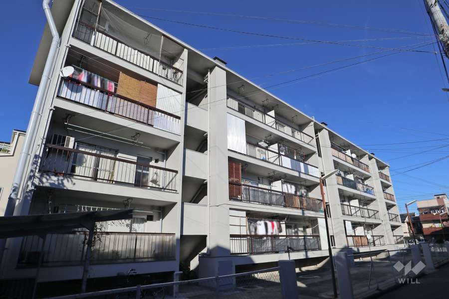 土橋住宅の外観（南西側から）