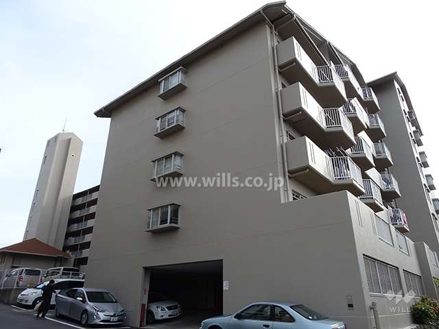 藤和コアティ高槻ハイタウンコアD棟の外観（北西側から）