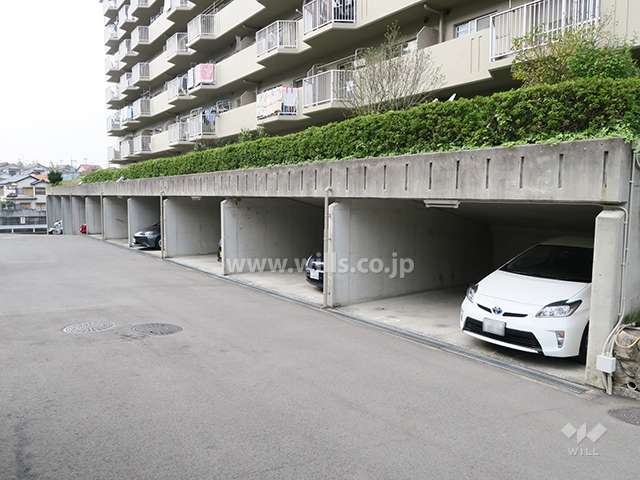 敷地内駐車場（屋内平面式）