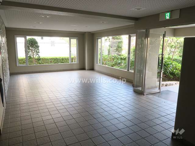 エントランスホール