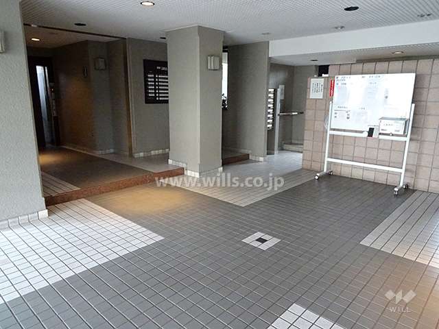 エントランスホール