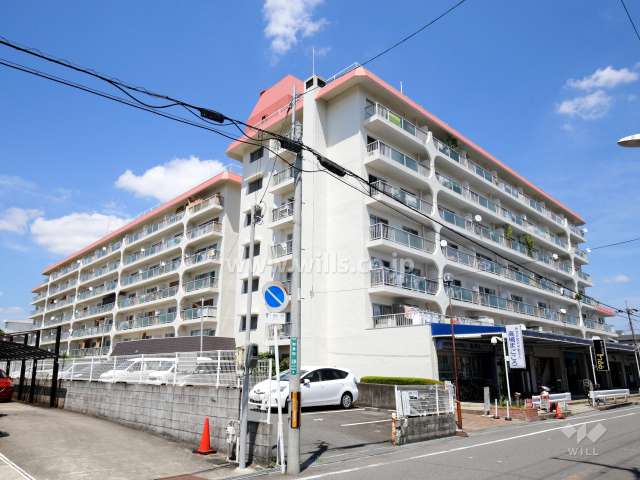 日商岩井高槻マンションの外観（南西側から）