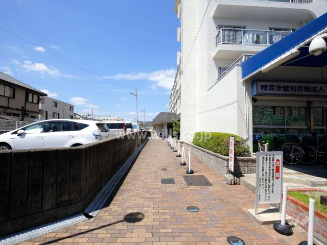 エントランスアプローチ