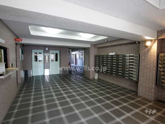 エントランスホール（共用ポスト）