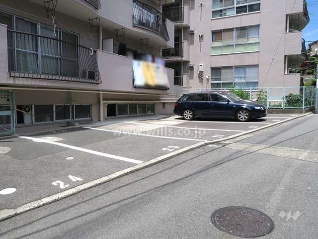敷地内駐車場