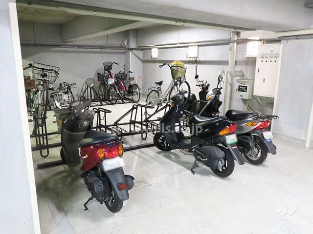 バイク置き場