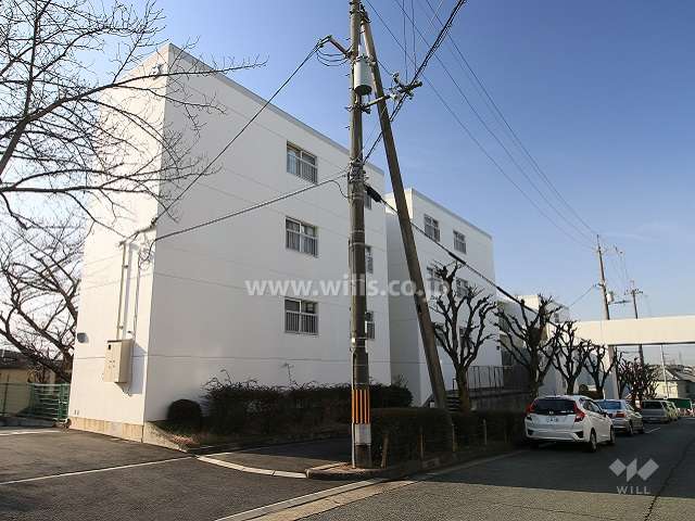 高槻グリーンハイツB棟の外観（北東側から）