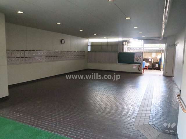 エントランスホール