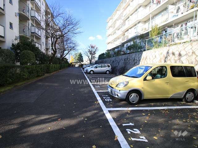 敷地内駐車場（屋外平面式）