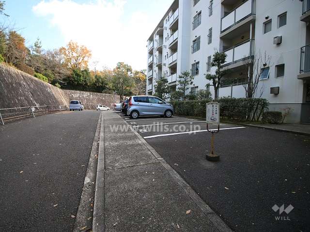 敷地内駐車場（屋外平面式）