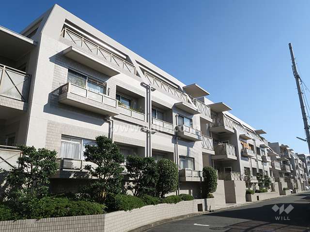 高槻聖ヶ丘グリーンハイツB棟の外観（北西側から）