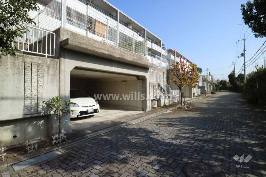 敷地内駐車場(屋内平面式)