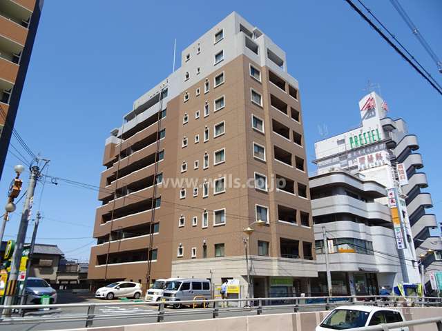 アンデコール茨木春日の外観（南西側から）