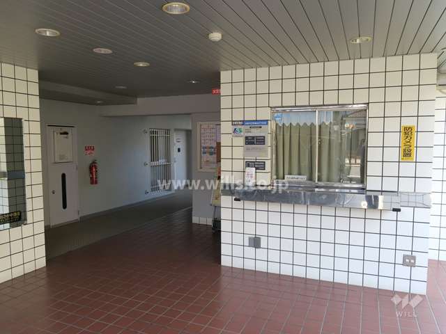 エントランスホール