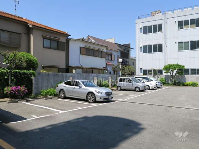 敷地内駐車場（屋外平面式）