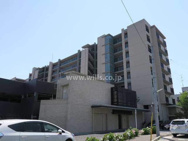 シャリエ茨木の外観（北西側から）