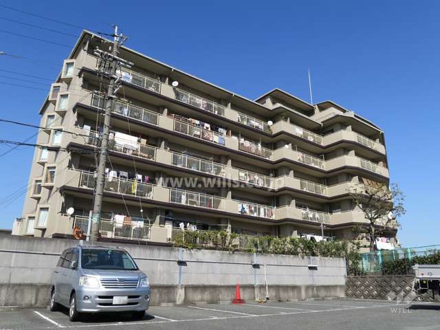 セントラル千里東の外観(南東側から) 