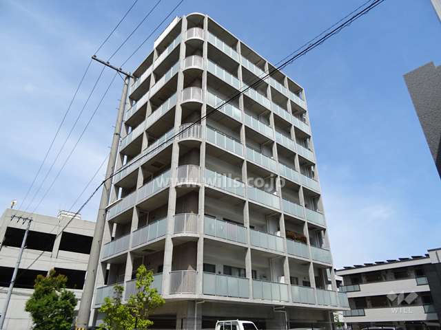 ドルチェヴィータ南茨木の外観（南西側から）