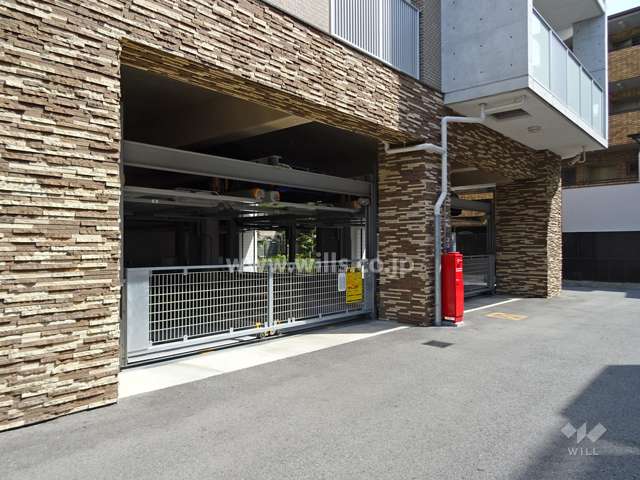 敷地内駐車場（屋内機械式）