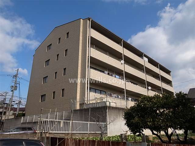 ライオンズマンション長興寺北の外観（南西側から）