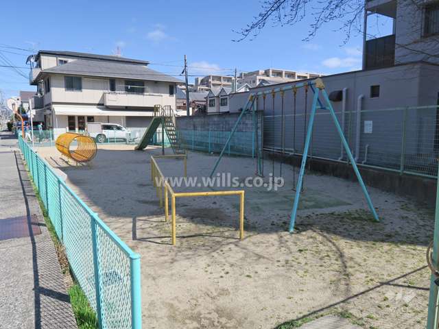 敷地南側の公園