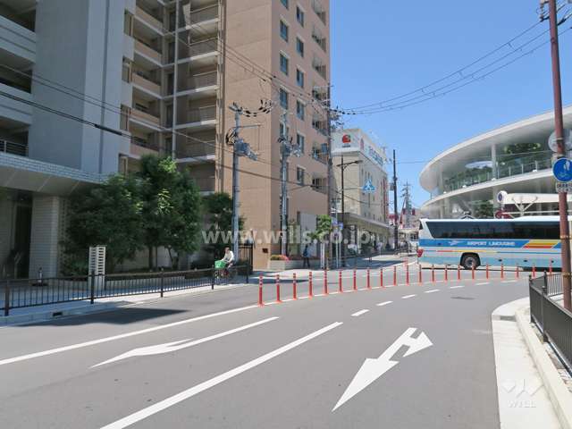 敷地北側の前面道路