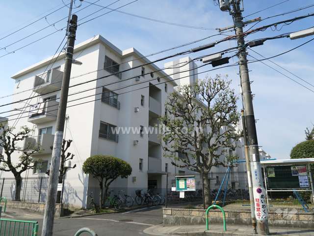 メゾン茨木主原2号棟の外観（北東側から）