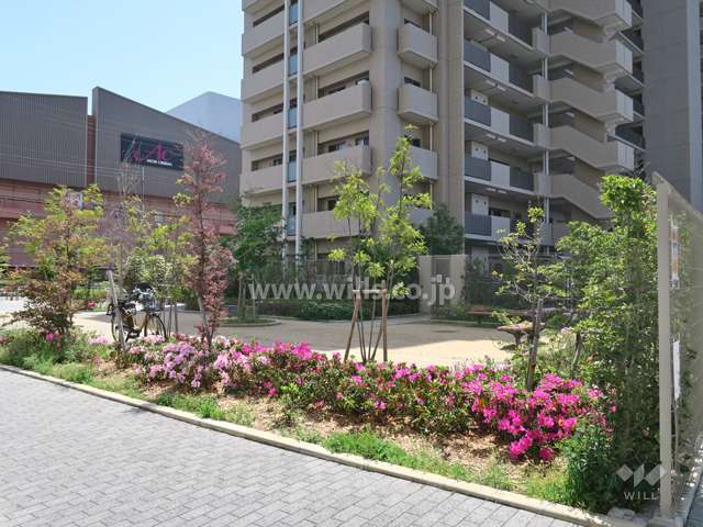 敷地北側に隣接する公園