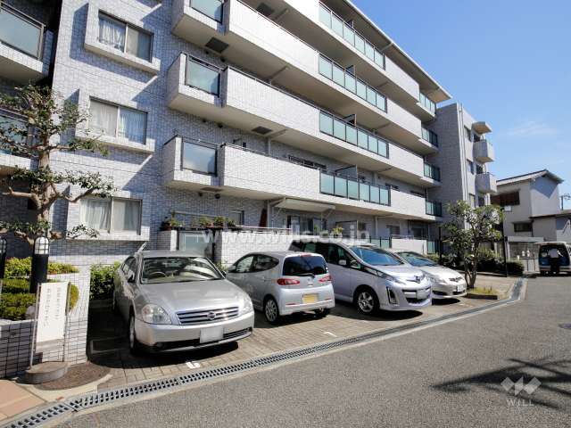 敷地内駐車場（屋外平面式）