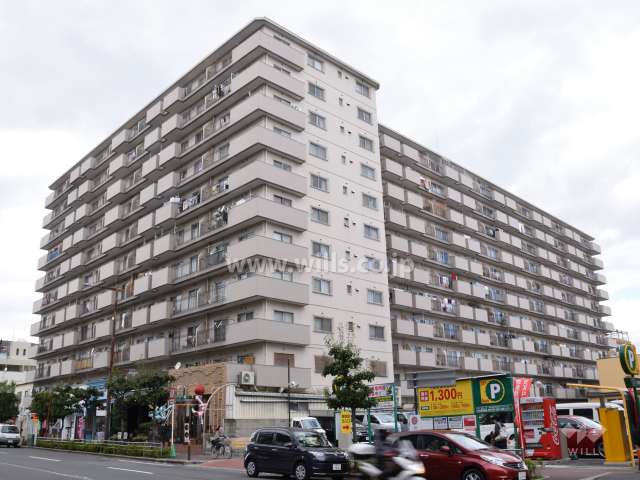 茨木グランドハイツの外観(南東側から)
