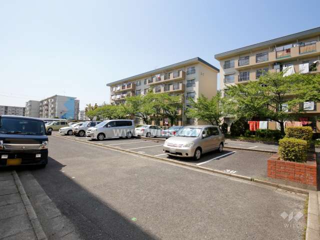 敷地内駐車場（屋外平面式）