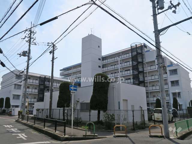 茨木稲葉町グランドハイツの外観(北西側から)