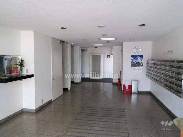 エントランスホール