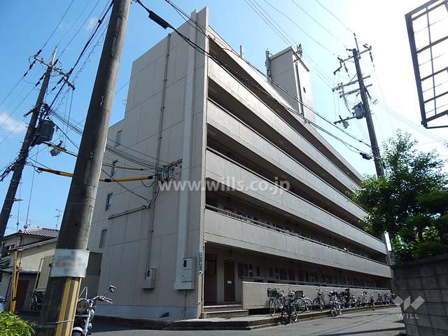 三和住宅第10マンションの外観（北東側から）