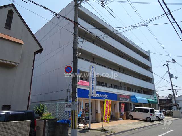 三和第8マンションの外観(北西側から)