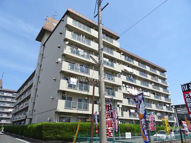 第2マンション南茨木の外観（南西側から）