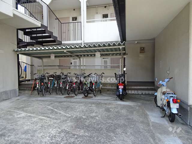 駐輪場