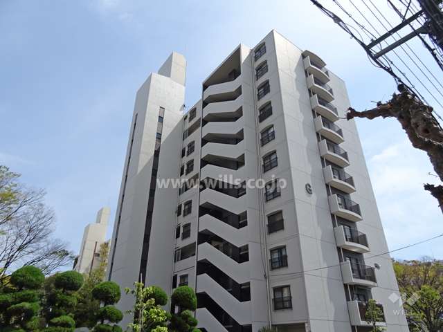阪急南茨木ハイタウン駅前高層住宅G棟の外観（北西側から）