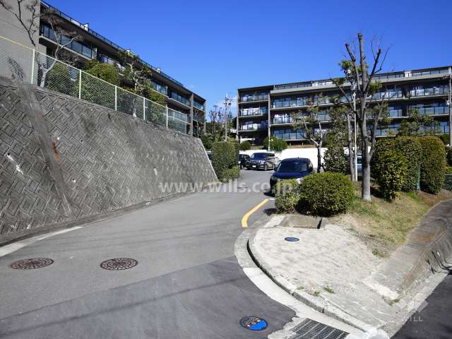駐車場の出入り口