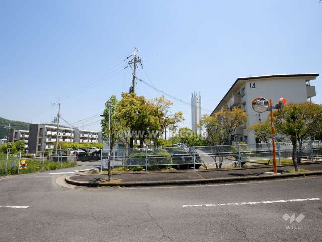 陽和台第3住宅14号棟の遠景