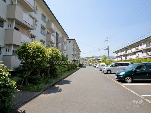 敷地内駐車場（屋外平面式）