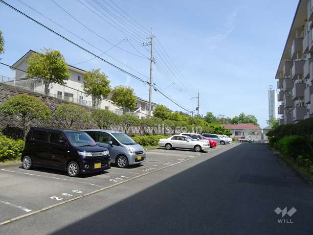 敷地内駐車場（屋外平面式）