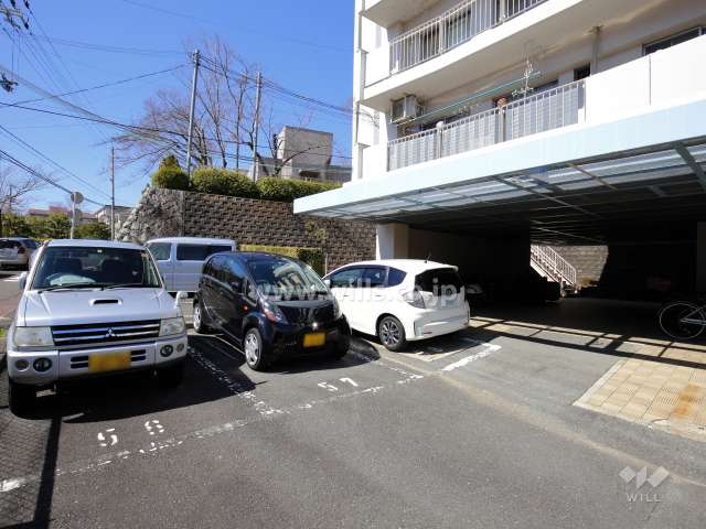 敷地内駐車場（屋外平面式）