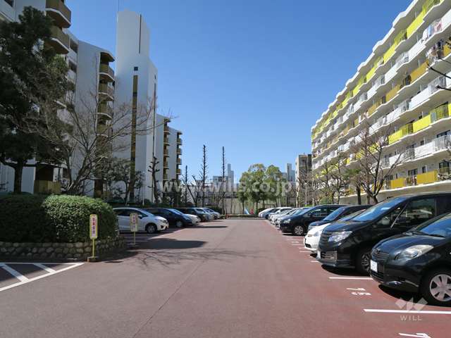 敷地内駐車場（屋外平面式）