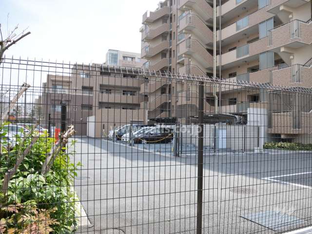 敷地内駐車場