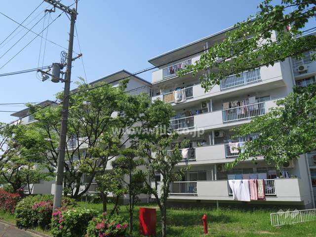 平田住宅9号棟の外観（南東側から）