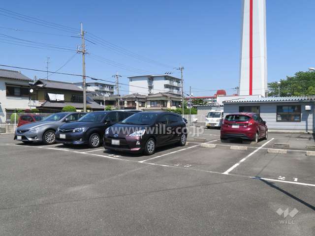 敷地内駐車場（屋外平面式）